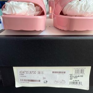 Gucci Sandalwold rose